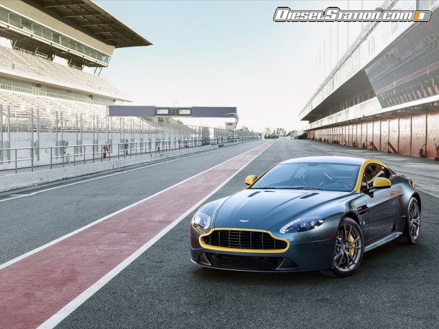 Aston Martin V8 Vantage N430 2015 Picture #19 Aston Martin V8 Vantage N430 2015 Picture #19